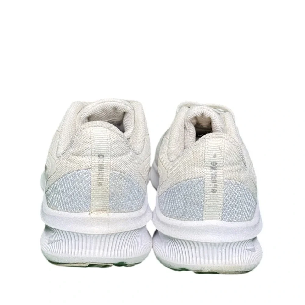 Nike Downshifter 10 Womens Running Shoes White Metallic Silver CI9984-100 Size 7